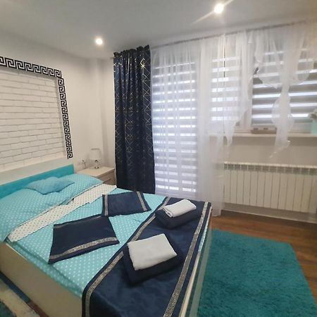 Apartamenty Centrum Mala Dwojeczka Blekitna Panoramiczna Balkonem Promenada Kielce Exterior photo