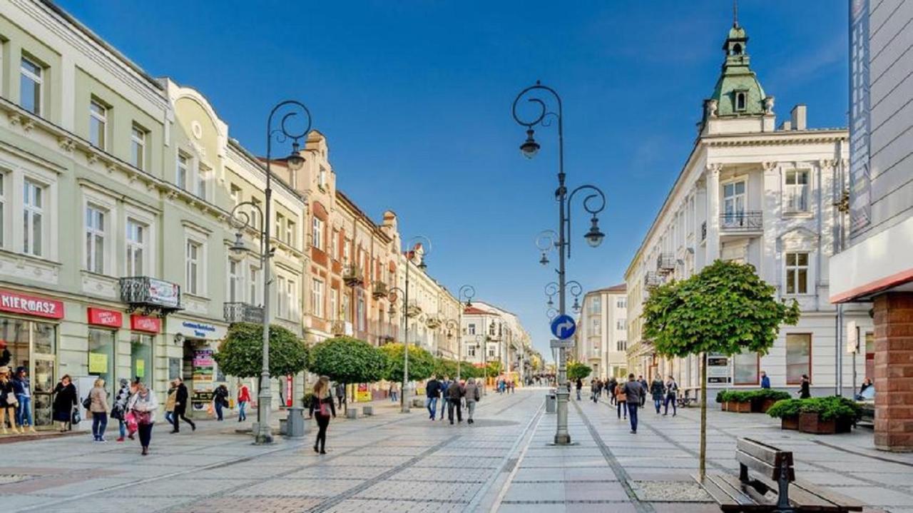 Apartamenty Centrum Mala Dwojeczka Blekitna Panoramiczna Balkonem Promenada Kielce Exterior photo