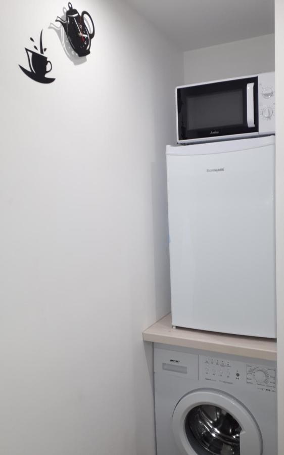 Apartamenty Centrum Mala Dwojeczka Blekitna Panoramiczna Balkonem Promenada Kielce Exterior photo