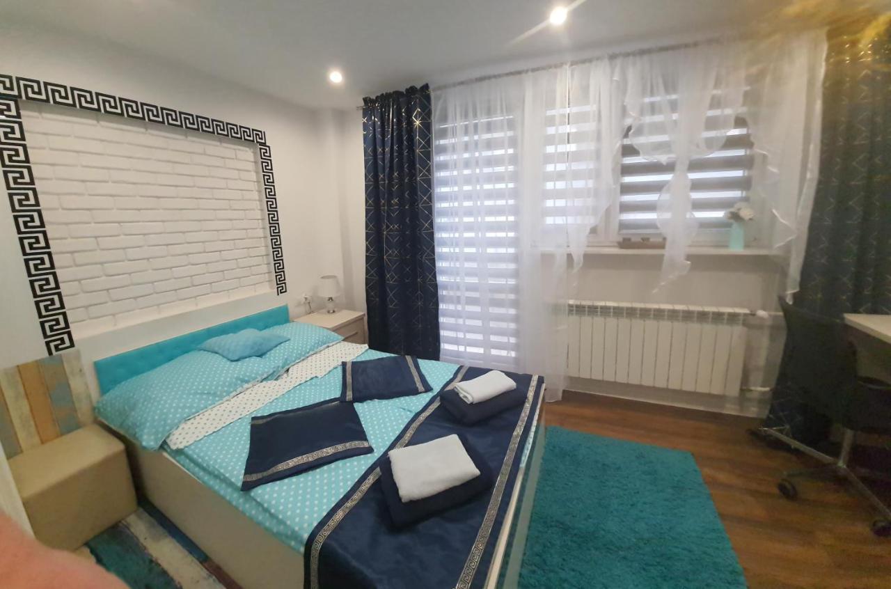 Apartamenty Centrum Mala Dwojeczka Blekitna Panoramiczna Balkonem Promenada Kielce Exterior photo